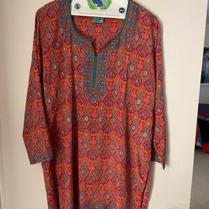 Colorful Geometric Tunic